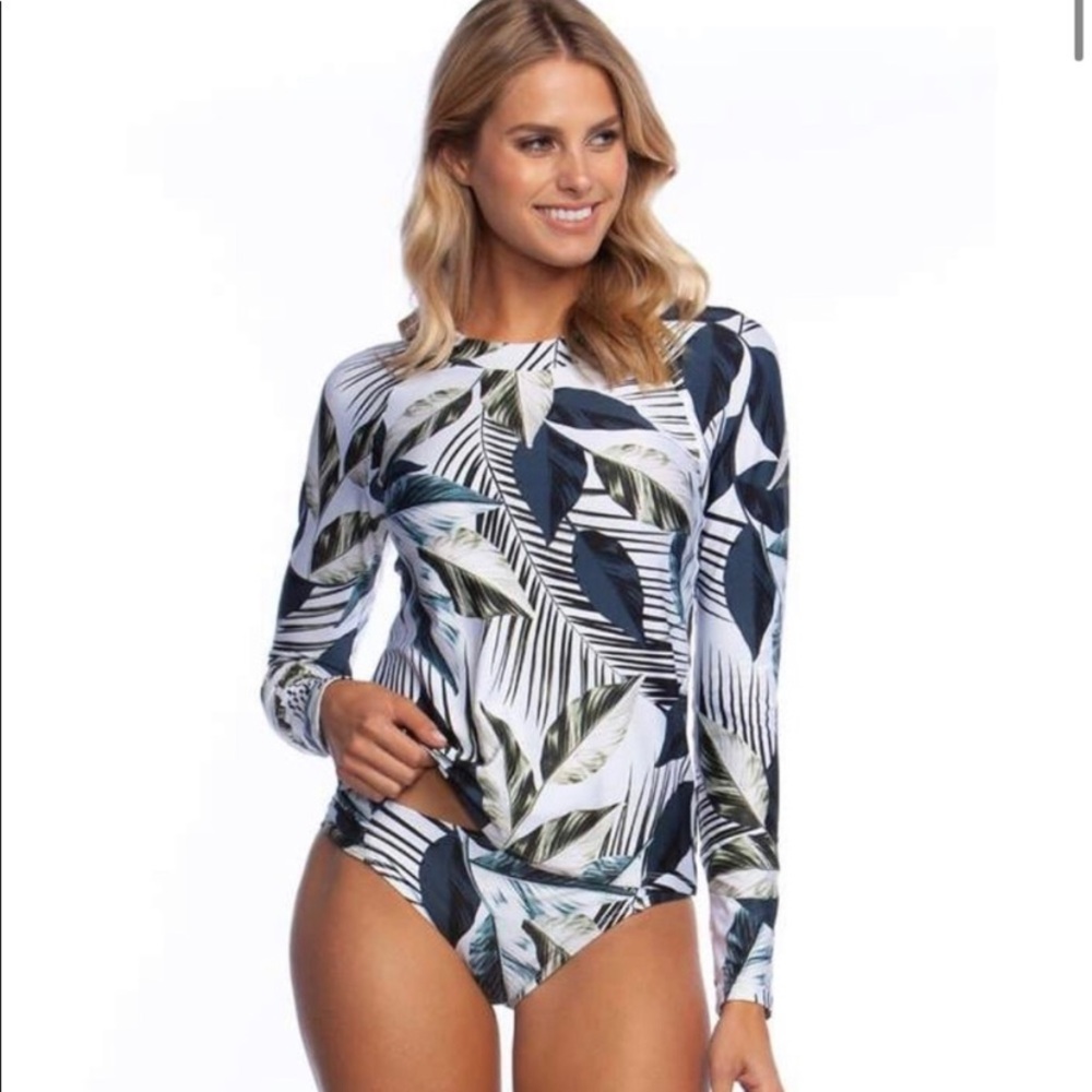 La Blanca Moment of Zen rash guard swim shirt size large